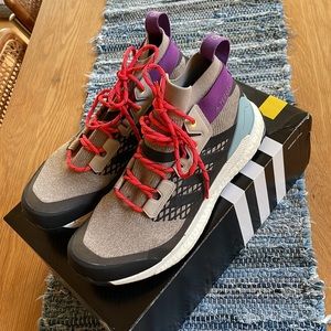 Adidas Terrex Free Hiker EUC.